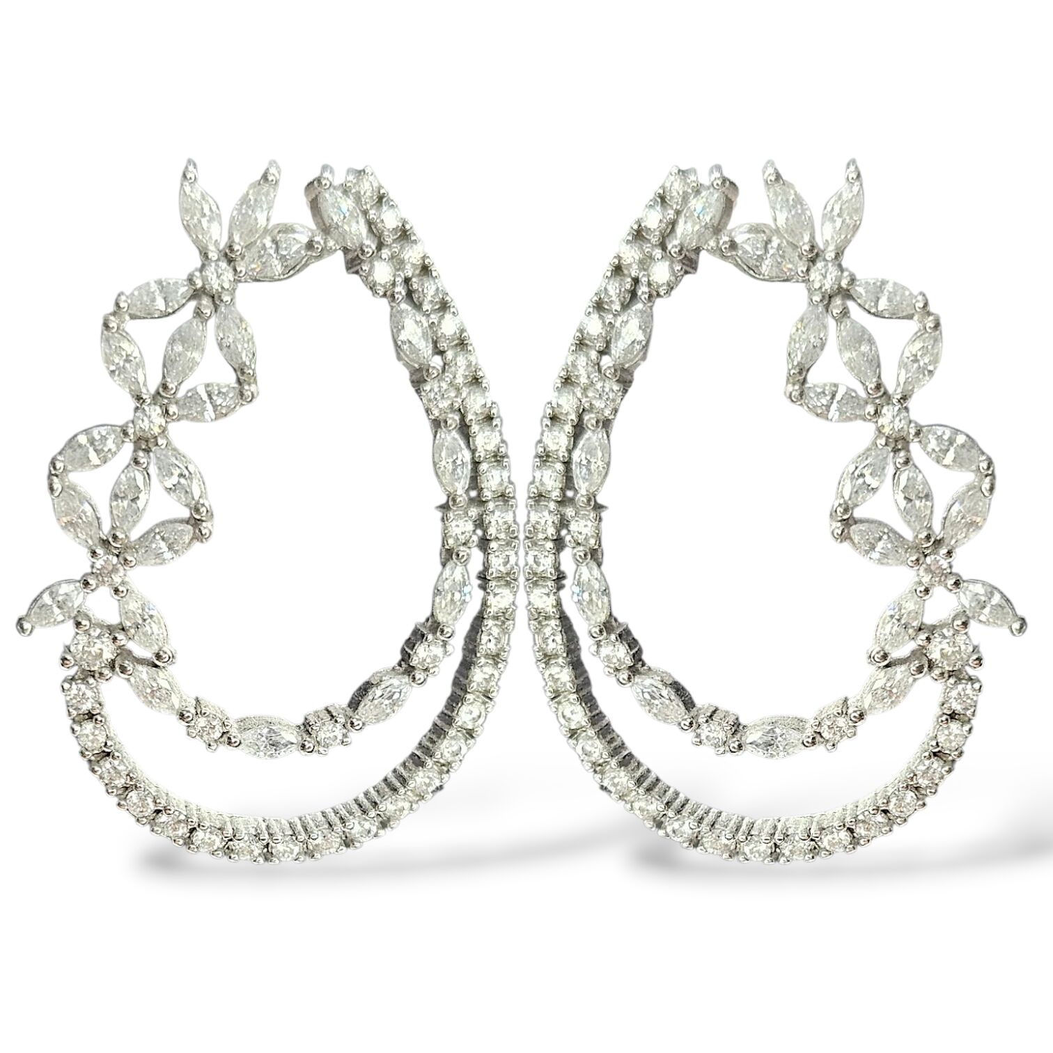 Taşlı Gümüş Küpe