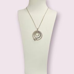 3 Sıralı Halka Kelebek Detay Taşlı Rose Kaplama Gümüş Kolye