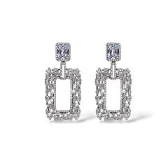 Kadın Gümüş Sallantılı Küpe Pırlanta İşçiliğinde Abiye Küpe