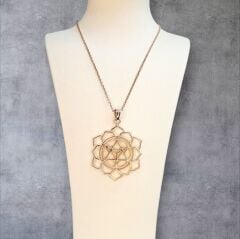 Kadın Şık Lotus Çiçeği Rose Kaplama Şık Gümüş Kolye